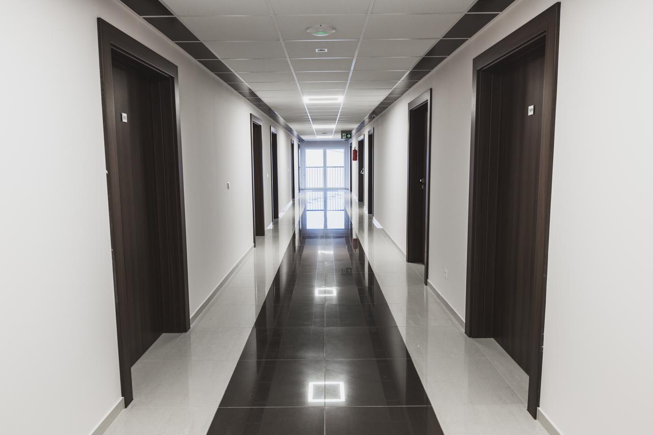 Czarno Na Bialym Hotel Красков Екстериор снимка
