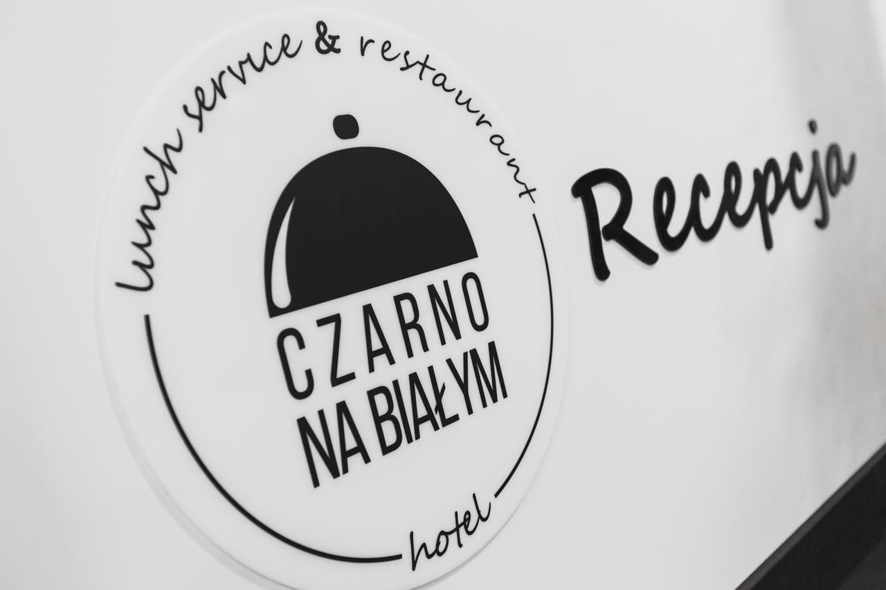Czarno Na Bialym Hotel Красков Екстериор снимка