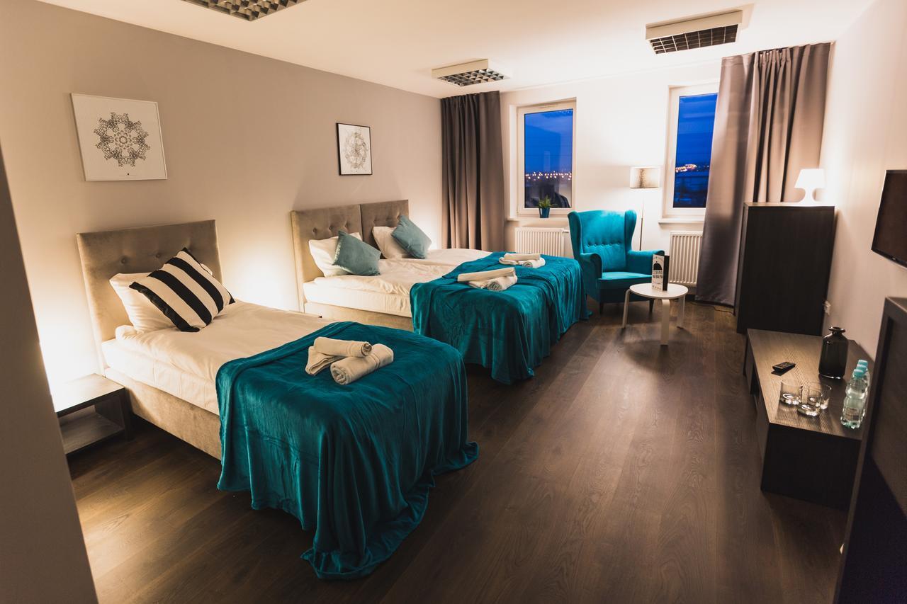 Czarno Na Bialym Hotel Красков Екстериор снимка